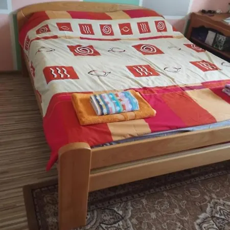 منزل للإقامة Kuca -smestaj *